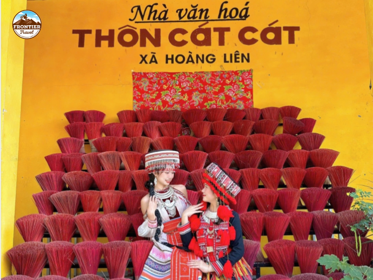 Motorbike adventure to Cat Cat Village